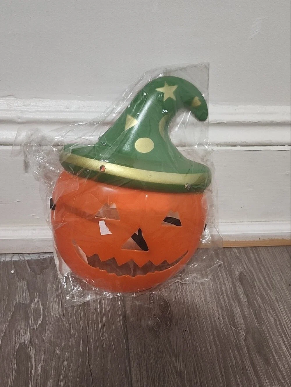 Halloween Jack-O'-Lantern Candy Bucket with Green Witch Hat Mask